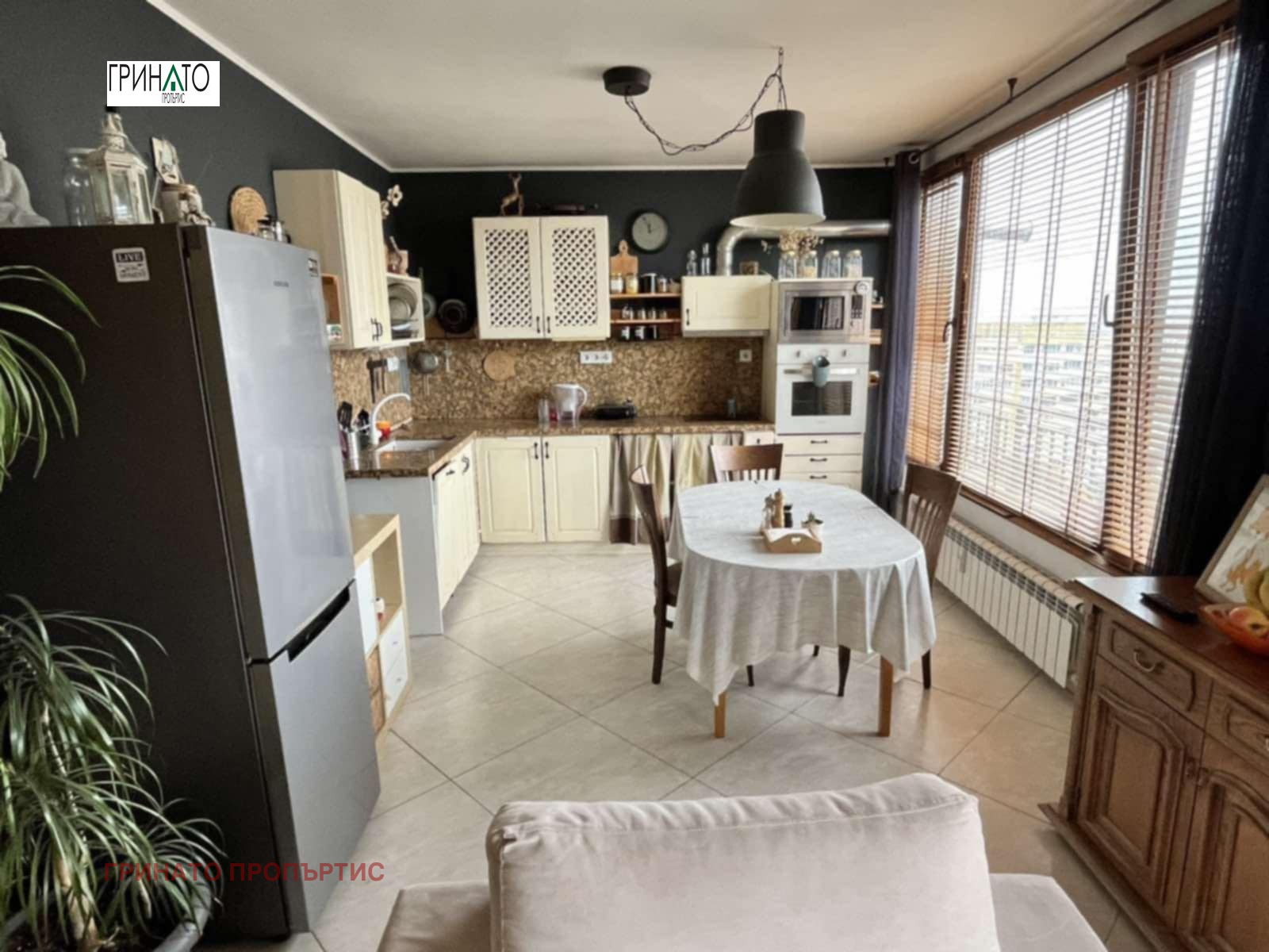 Продава 3-СТАЕН, гр. София, Бъкстон, снимка 2 - Апартаменти - 54503472