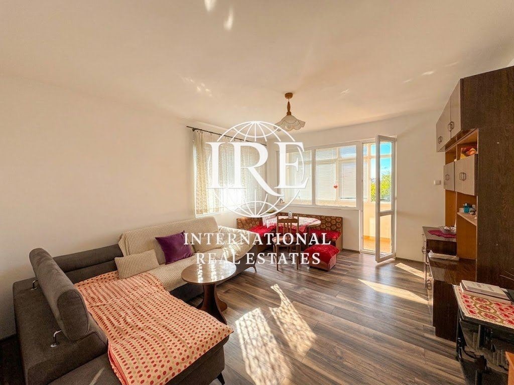 Продава 3-СТАЕН, гр. Варна, Зимно кино Тракия, снимка 2 - Апартаменти - 54126314