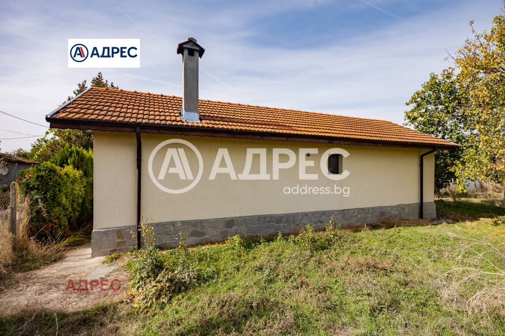 Продава КЪЩА, с. Неофит Рилски, област Варна