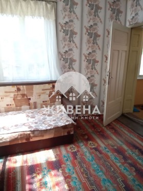 Продажба на имоти в гр. Долни чифлик, област Варна - изображение 4 