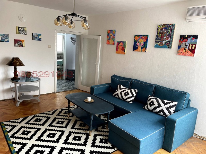 Till salu  2 sovrum Pazardjik , Centar , 70 kvm | 98856525