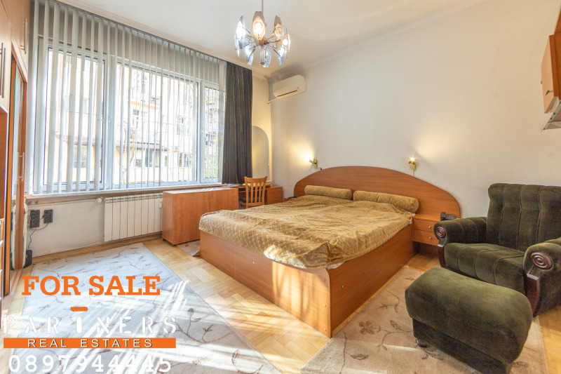 Продава 3-СТАЕН, гр. София, Център, снимка 9 - Апартаменти - 52415413