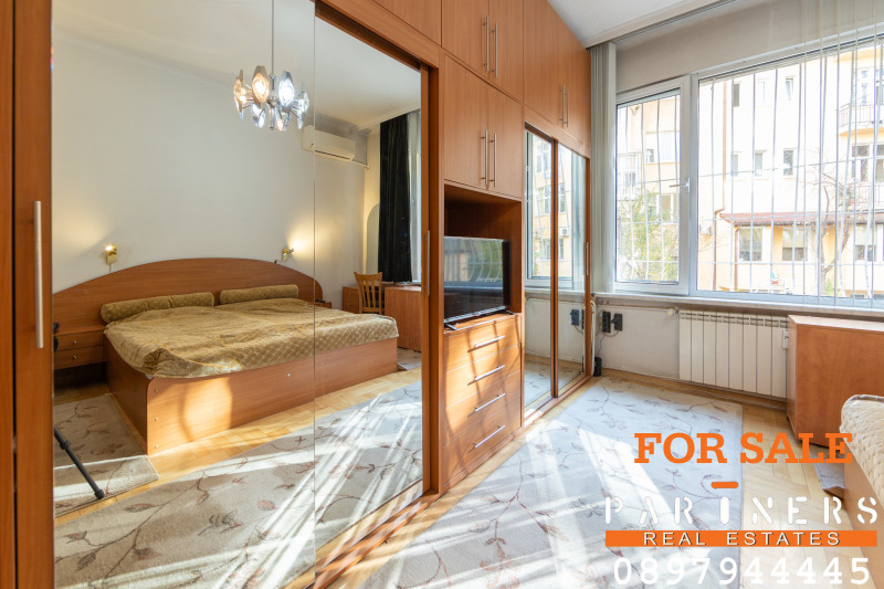 Продава 3-СТАЕН, гр. София, Център, снимка 8 - Апартаменти - 52415413