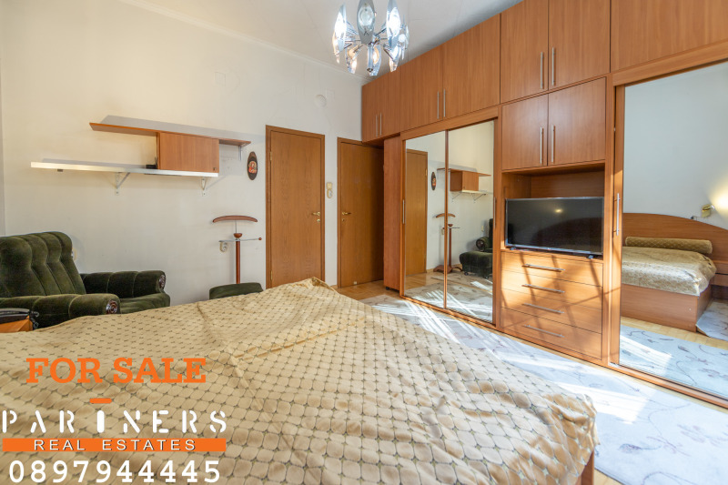 Продава 3-СТАЕН, гр. София, Център, снимка 11 - Апартаменти - 52415413