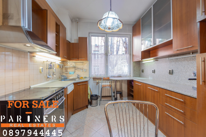 Продава 3-СТАЕН, гр. София, Център, снимка 5 - Апартаменти - 52415413