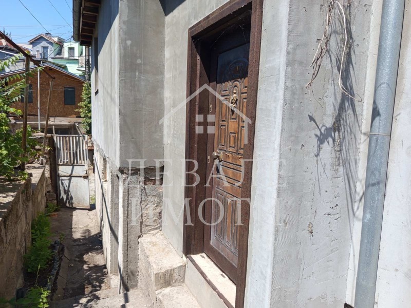 Продава  Къща град Русе , Широк център , 137 кв.м | 21873534 - изображение [2]