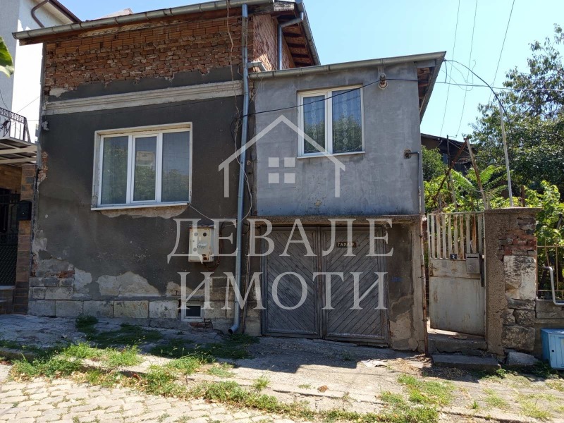 Продава  Къща град Русе , Широк център , 137 кв.м | 21873534