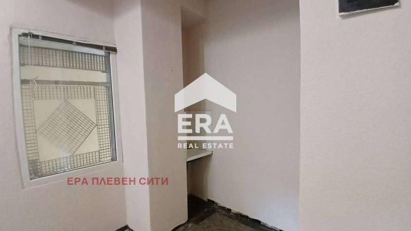 Продава  Магазин град Плевен , Идеален център , 25 кв.м | 91745731 - изображение [4]