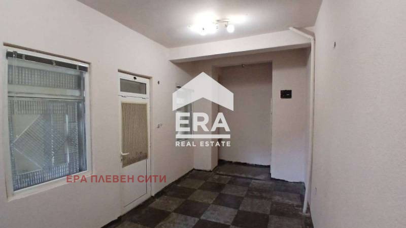Продава  Магазин град Плевен , Идеален център , 25 кв.м | 91745731 - изображение [3]