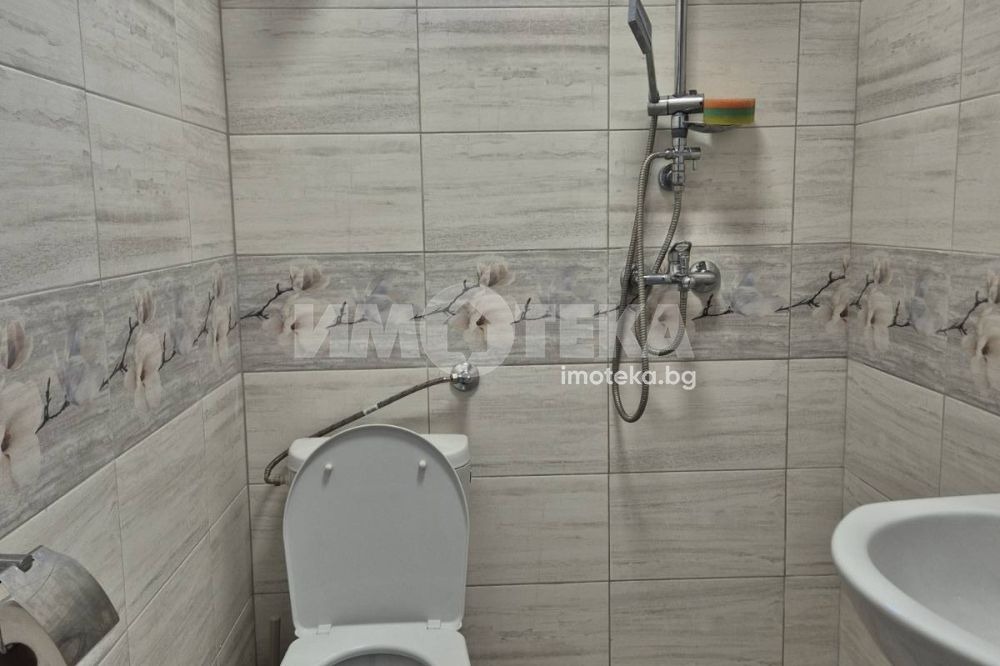 Продава КЪЩА, гр. Девня, област Варна, снимка 10 - Къщи - 54028216