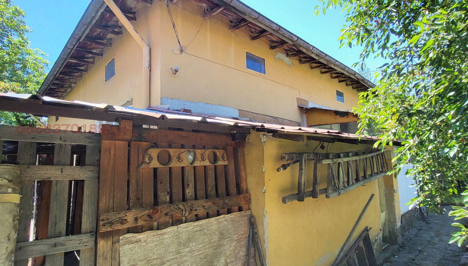 Продава КЪЩА, гр. София, с. Волуяк, снимка 4 - Къщи - 54974148