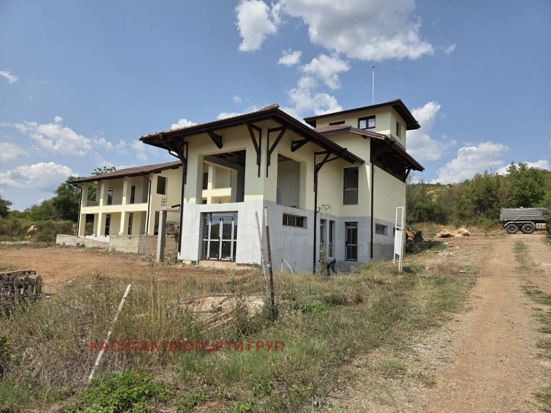 Продава ХОТЕЛ в област Стара Загора, с. Могилово - 680 кв.м / 450 000 € » 880 123.50 лв., КАПИТАЛ ПРОПЪРТИ ГРУП