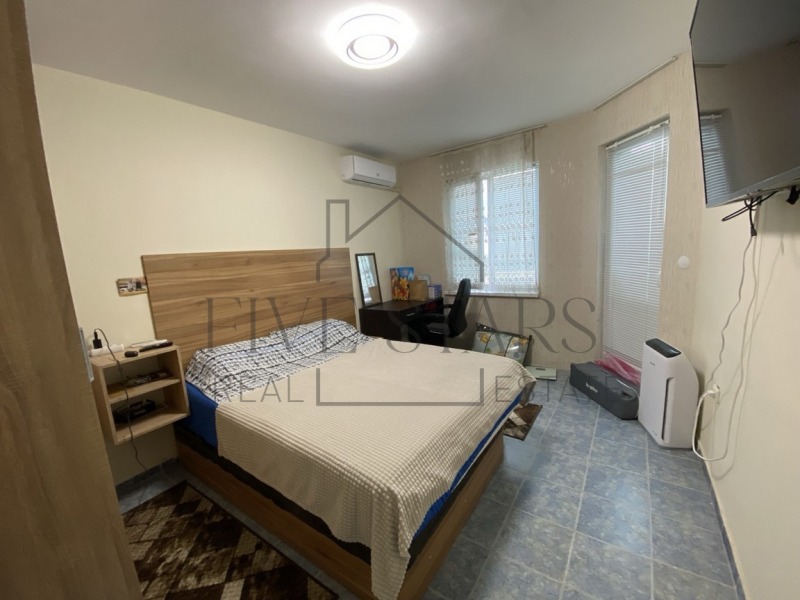 Na prodej  1 ložnice Varna , Ljatno kino Trakija , 85 m2 | 48497731 - obraz [15]
