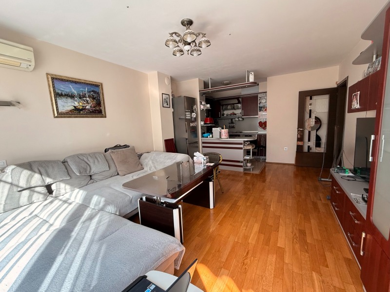 Продава  3-стаен град Бургас , Лазур , 113 кв.м | 98937622 - изображение [2]