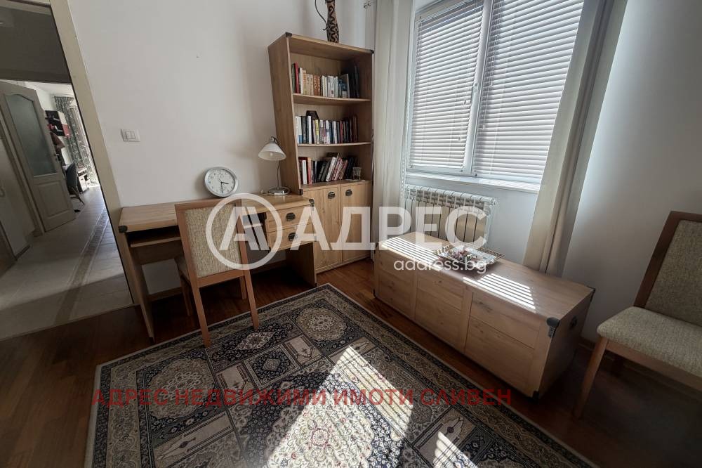 Продава 2-СТАЕН, гр. Сливен, Център, снимка 4 - Апартаменти - 56071130