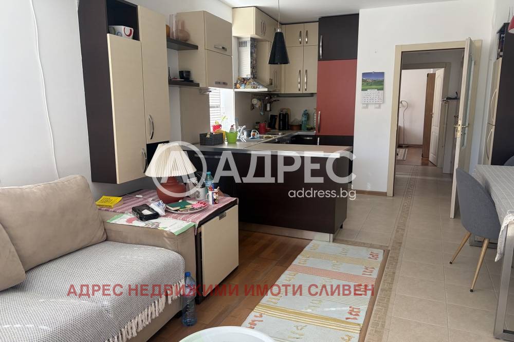 Продава 2-СТАЕН, гр. Сливен, Център