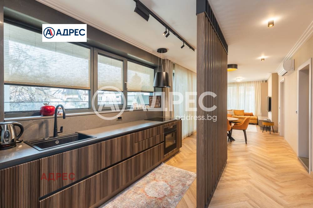 Продава 3-СТАЕН, гр. Варна, Център, снимка 2 - Апартаменти - 50865613