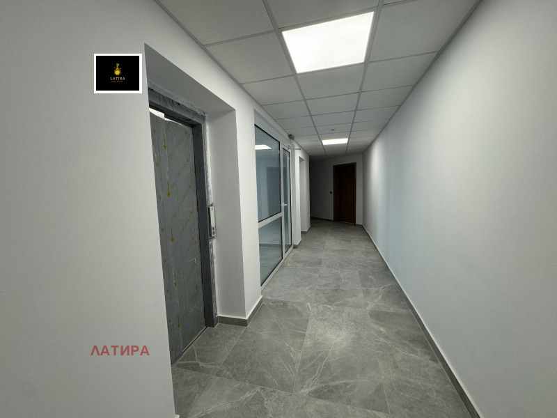 De vânzare  3 dormitoare Sofia , Poligona , 280 mp | 31838349 - imagine [16]