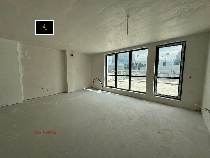 De vânzare  3 dormitoare Sofia , Poligona , 280 mp | 31838349 - imagine [9]