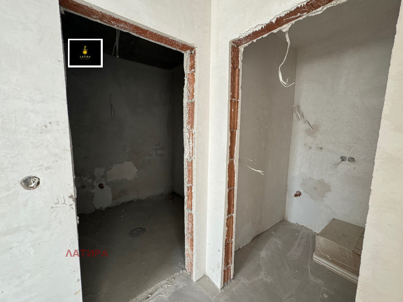 De vânzare  3 dormitoare Sofia , Poligona , 280 mp | 31838349 - imagine [13]