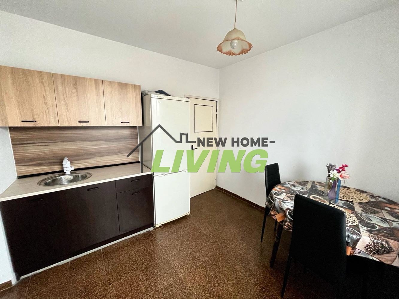 Продава 3-СТАЕН, гр. Бургас, Възраждане, снимка 6 - Апартаменти - 54004220