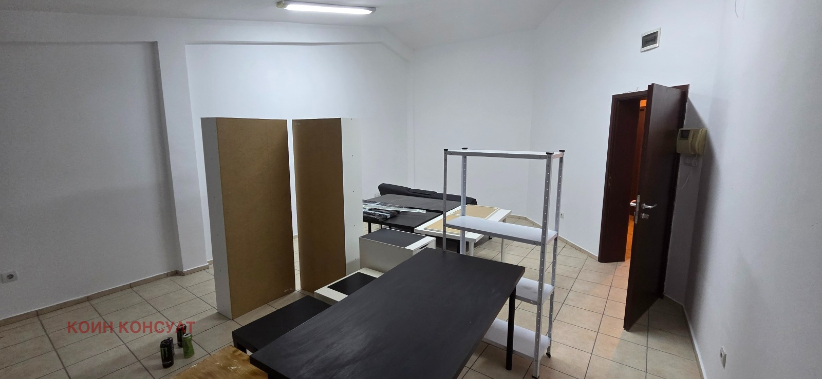 Продава ОФИС, гр. Перник, Димова махала, снимка 2 - Офиси - 54337965