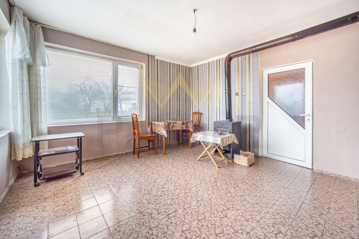 Продава КЪЩА, с. Гурково, област Добрич, снимка 5 - Къщи - 54148428