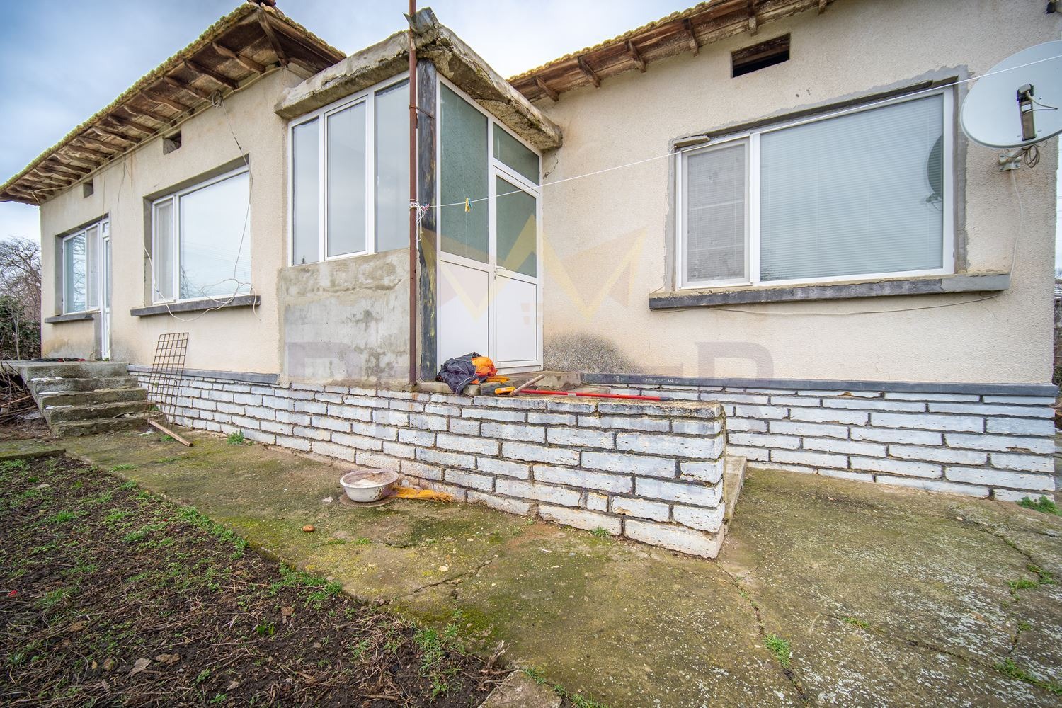 Продава КЪЩА, с. Гурково, област Добрич, снимка 2 - Къщи - 54148428