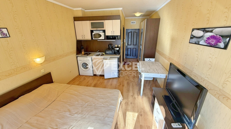 Продава  1-стаен област Бургас , гр. Свети Влас , 41 кв.м | 23120663 - изображение [12]