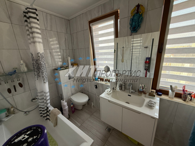 Eladó  1 hálószoba Burgas , Sarafovo , 104 négyzetméter | 27700381 - kép [15]
