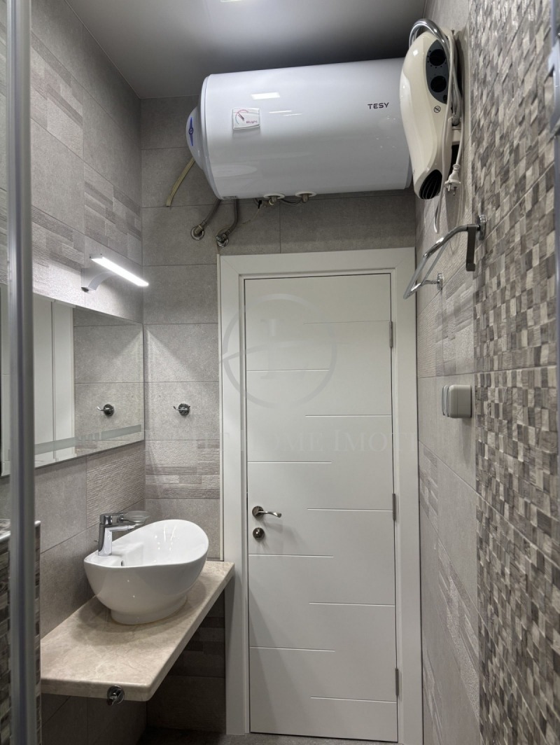 En venta  1 dormitorio Plovdiv , Jristo Smirnenski , 79 metros cuadrados | 71117608 - imagen [10]