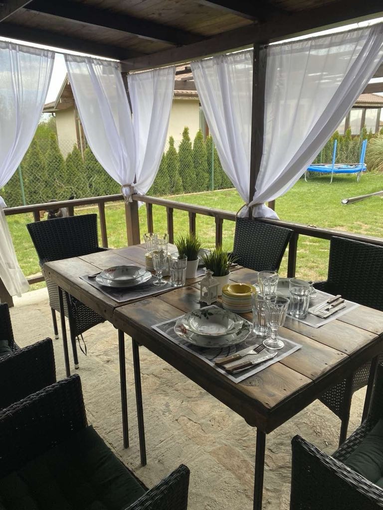 Продава КЪЩА, с. Крапец, област Добрич, снимка 4 - Къщи - 52291627