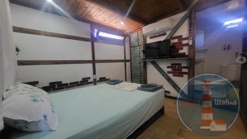 Продава КЪЩА, с. Крапец, област Добрич, снимка 11 - Къщи - 52291627