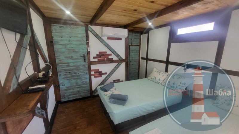 Продава КЪЩА, с. Крапец, област Добрич, снимка 8 - Къщи - 52291627