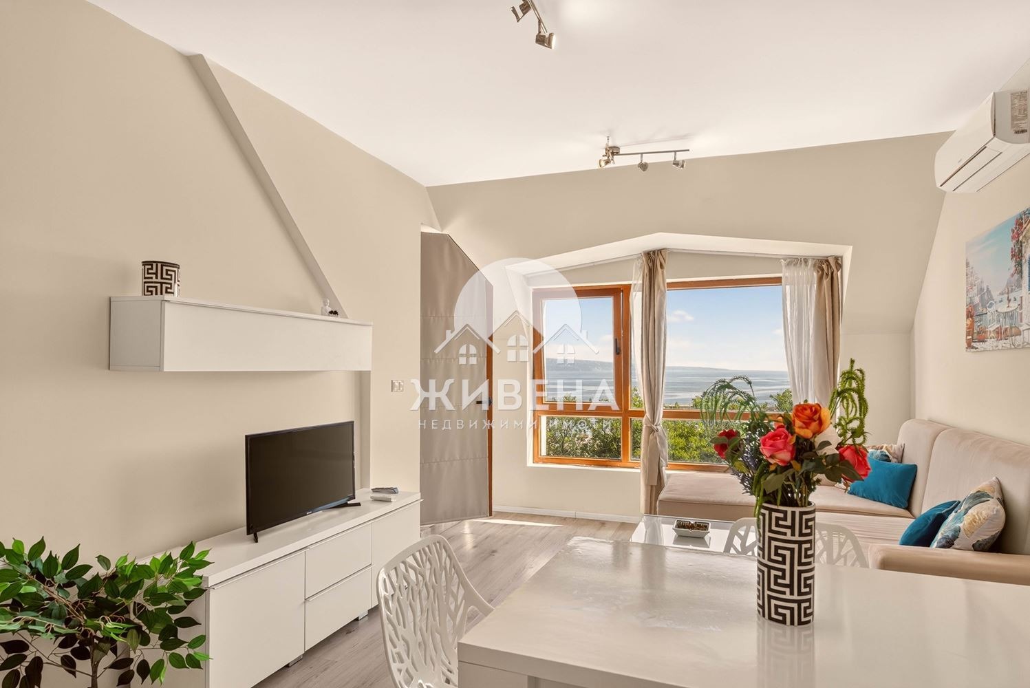 Продава 2-СТАЕН, гр. Варна, Аспарухово, снимка 2 - Апартаменти - 55948188