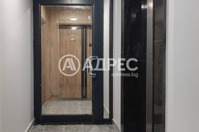 Продава 1-СТАЕН, град София, Надежда 4 • 112000 € / 219052.96 лв. • 15707848 1
