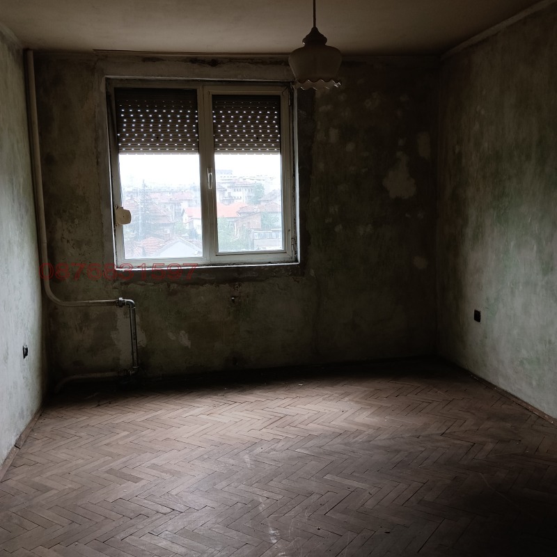 Продава 3-СТАЕН, гр. Плевен, Идеален център, снимка 4 - Апартаменти - 52785495