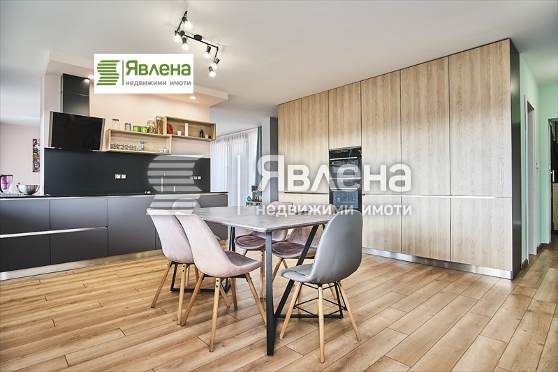 De vânzare  3 dormitoare Sofia , Crâstova vada , 370 mp | 17318950 - imagine [6]