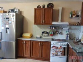 1 bedroom Slaveykov, Burgas 1