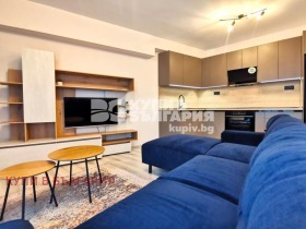 1 dormitorio Grand Mol, Varna 1