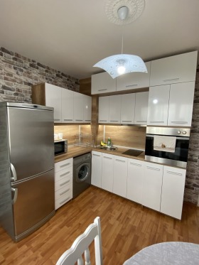 1 Schlafzimmer Tscholakowzi, Weliko Tarnowo