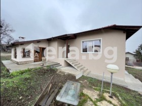 Продажба на имоти в с. Горен чифлик, област Варна - изображение 15 