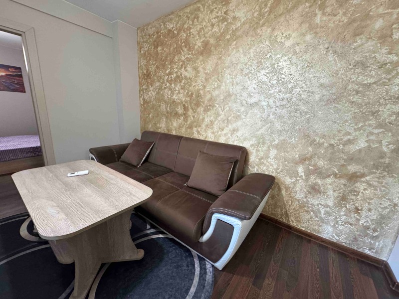 Zu verkaufen  1 Schlafzimmer Weliko Tarnowo , Tscholakowzi , 50 qm | 74111065 - Bild [3]