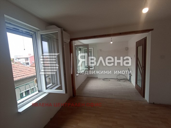 Продава 3-СТАЕН, гр. София, област София-град, снимка 4 - Апартаменти - 53820715