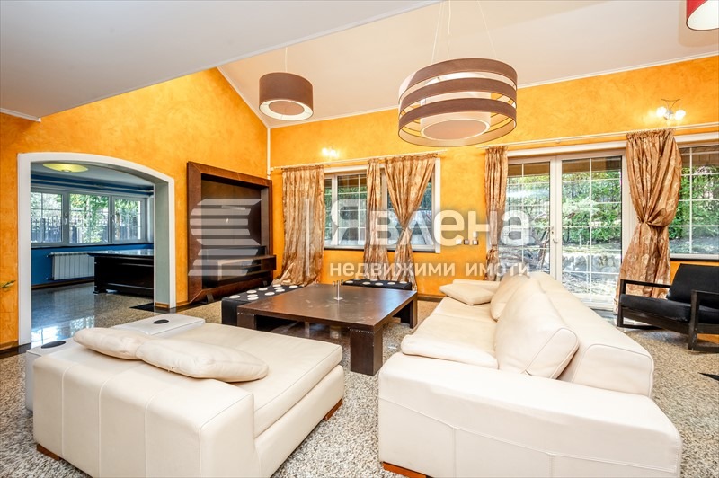 Продава КЪЩА, гр. София, в.з.Киноцентъра, снимка 2 - Къщи - 55933256