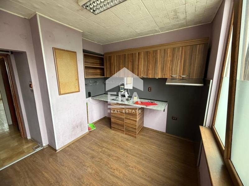 Продава 3-СТАЕН, гр. Велико Търново, Колю Фичето, снимка 4 - Апартаменти - 54955400