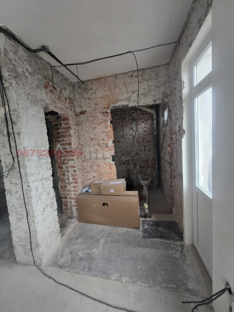 Продава 4-СТАЕН, гр. Ямбол, Център