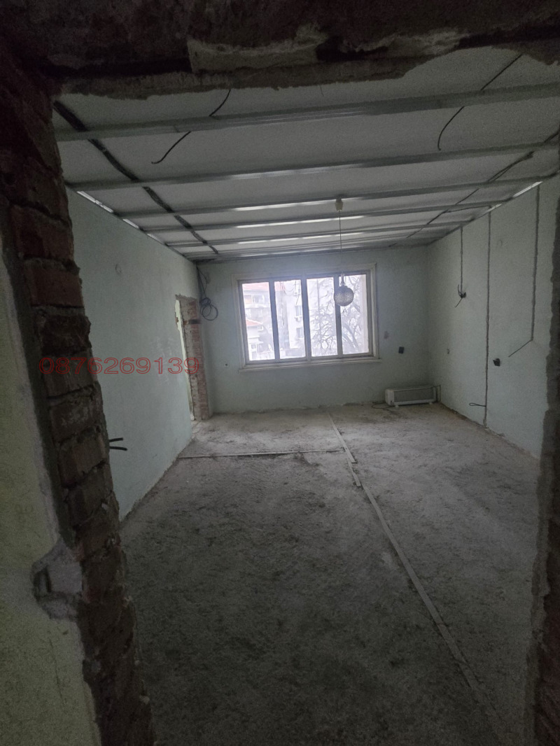 Продава 4-СТАЕН, гр. Ямбол, Център, снимка 5 - Апартаменти - 53601847