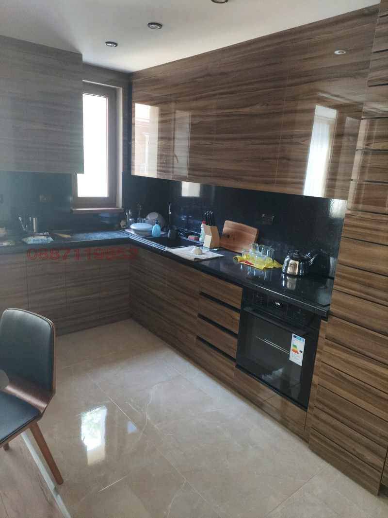 Продава МНОГОСТАЕН, гр. Стара Загора, Център, снимка 6 - Апартаменти - 52785213