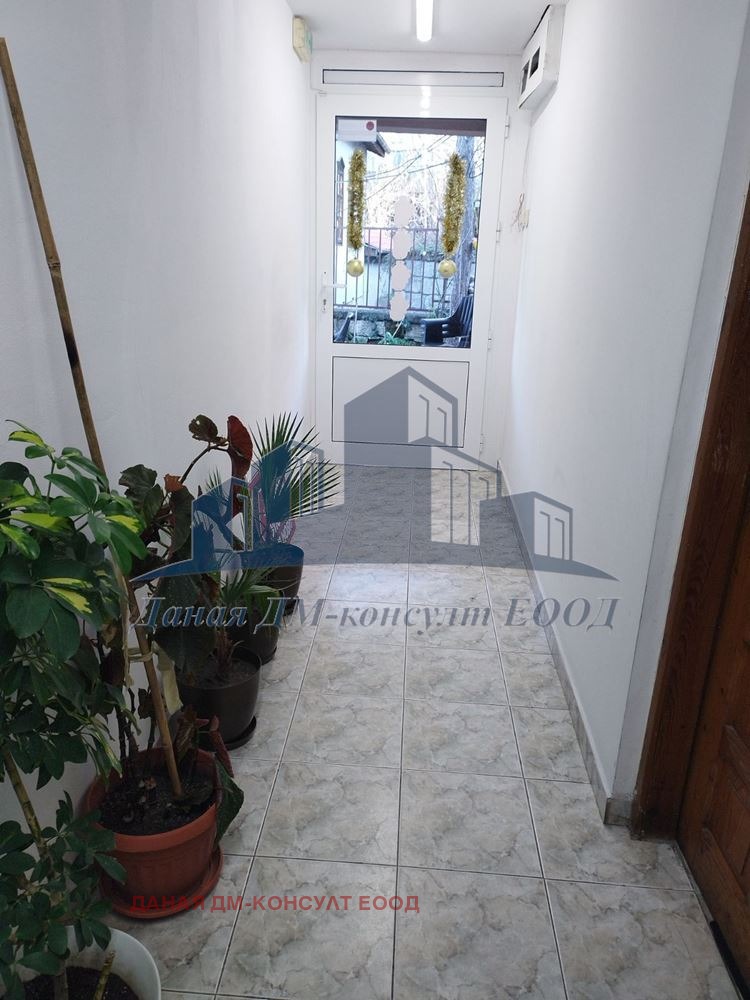 Продава КЪЩА, гр. Шумен, Център, снимка 7 - Къщи - 53183013